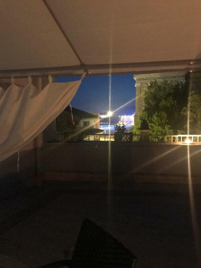 Ma Maison Caserta Bagian luar foto