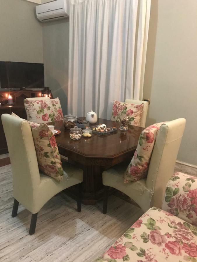 Ma Maison Caserta Bagian luar foto