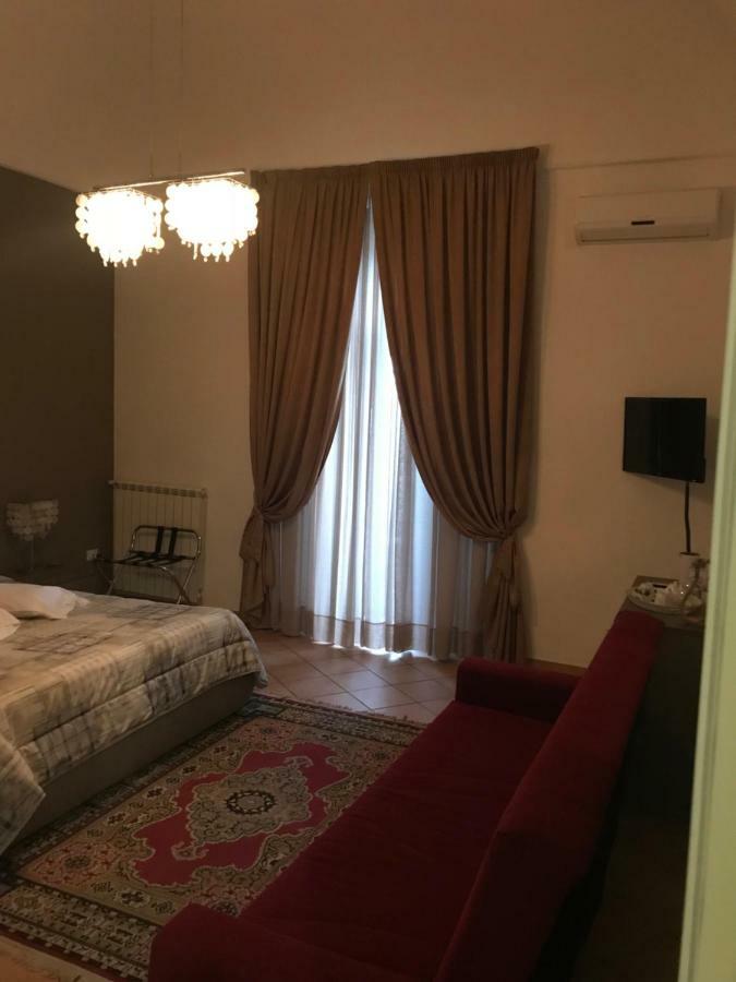 Ma Maison Caserta Bagian luar foto